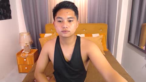 Snapshot of austine_lauren chatting on December 8, 3:56 pm Austine Lauren online show from December 8, 3:56 pm