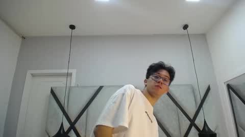 austinreeds online show from November 26, 12:17 pm