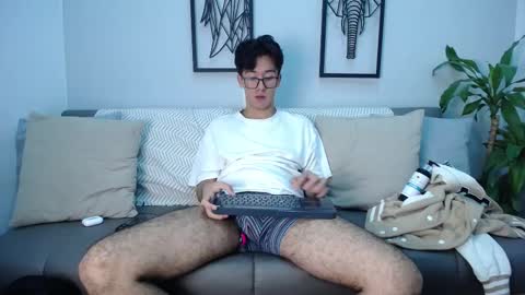 austinreeds online show from November 29, 8:34 pm