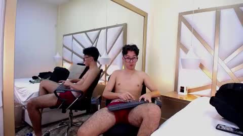 austinreeds online show from March 6, 3:36 am