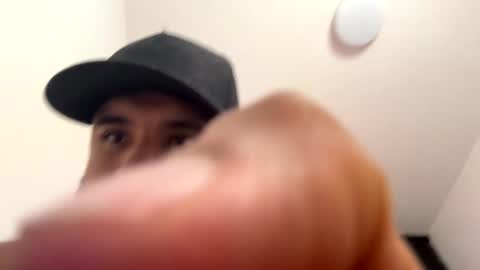 AustinTorres  online show from February 11, 12:04 am