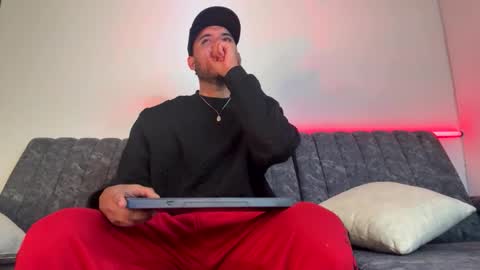 AustinTorres  online show from March 27, 1:44 am