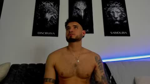 AustinTorres  online show from July 18, 12:04 am
