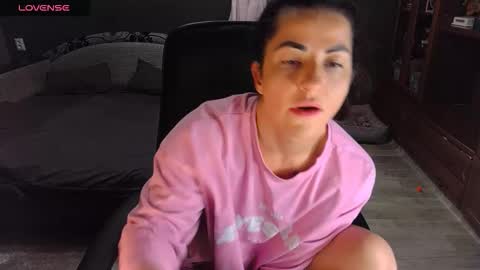 Ava online show from October 28, 5:04 pm