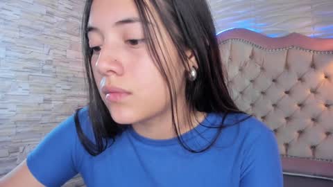 Snapshot of ava_broown chatting on January 9, 7:50 pm online show from January 9, 7:50 pm