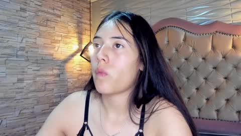 Snapshot of ava_broown chatting on January 26, 10:35 pm online show from January 26, 10:35 pm