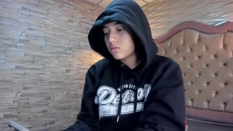 Snapshot of ava_broown chatting on February 4, 2:17 am online show from February 4, 2:17 am