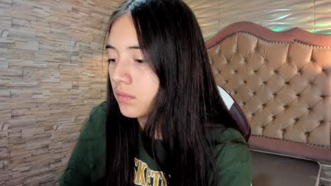 Snapshot of ava_broown chatting on February 7, 10:41 pm online show from February 7, 10:41 pm