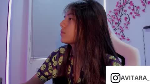 Snapshot of ava_broown chatting on January 13, 8:14 pm online show from January 13, 8:14 pm