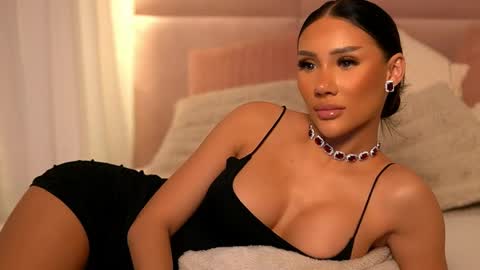 Ava online show from April 21, 2:51 am