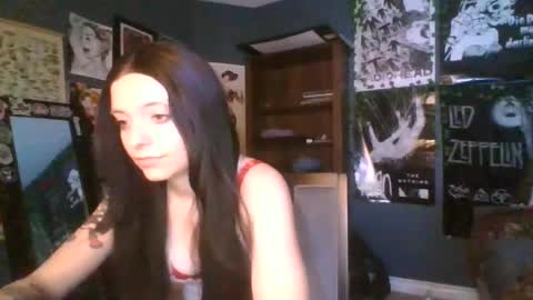 Snapshot of ava_mack chatting on July 10, 5:01 am Ava Mack online show from July 10, 5:01 am