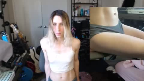 Ava online show from April 11, 8:13 pm