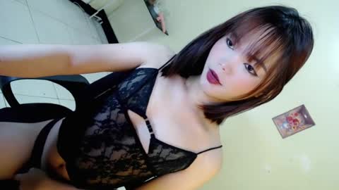 Snapshot of ava_slut24 chatting on June 29, 2:07 am Vye online show from June 29, 2:07 am