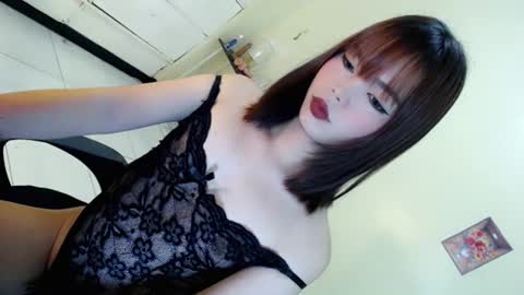 Snapshot of ava_slut24 chatting on July 1, 8:49 am Vye online show from July 1, 8:49 am