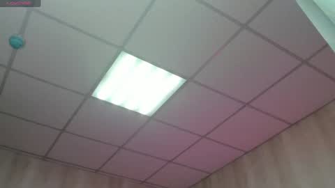 Snapshot of ava_sterling chatting on July 20, 12:58 am ava_sterling online show from July 20, 12:58 am