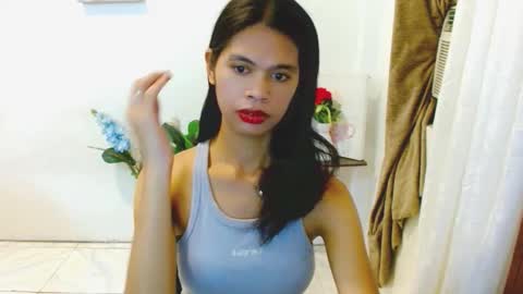 avacadaxcx online show from February 14, 3:53 pm