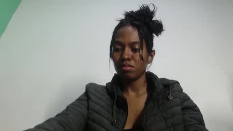 avalericherrycm101 online show from November 5, 9:48 pm