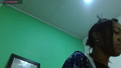 Snapshot of avalericherrymar chatting on May 17, 2:31 am avaleri cherry online show from May 17, 2:31 am