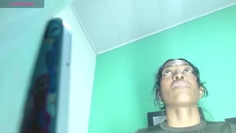 Snapshot of avalericherrymar chatting on May 21, 2:18 am avaleri cherry online show from May 21, 2:18 am