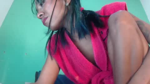 Snapshot of avalericherrymar chatting on July 11, 12:13 am avaleri cherry online show from July 11, 12:13 am