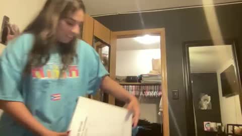 Snapshot of avamonroexo chatting on December 27, 3:20 am Ava Monroe online show from December 27, 3:20 am