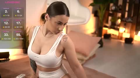 AvaReed online show from March 31, 4:13 am