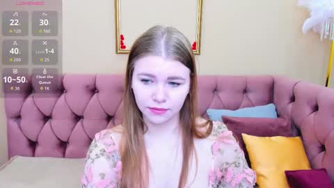 Snapshot of avasunshine_ chatting on March 1, 1:40 am Ava online show from March 1, 1:40 am