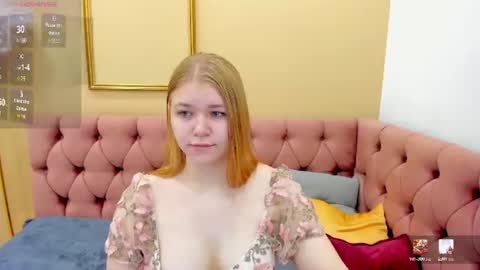 Snapshot of avasunshine_ chatting on July 3, 2:07 am Ava online show from July 3, 2:07 am