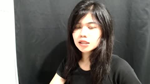 Snapshot of ave_tt chatting on June 28, 4:35 pm ave_tt online show from June 28, 4:35 pm