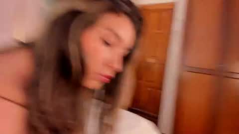 Snapshot of avelia_dh chatting on July 2, 6:58 pm Avelia online show from July 2, 6:58 pm