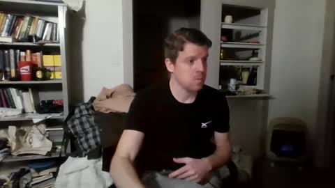 Snapshot of avenger8248 chatting on February 17, 12:51 am Avenger online show from February 17, 12:51 am