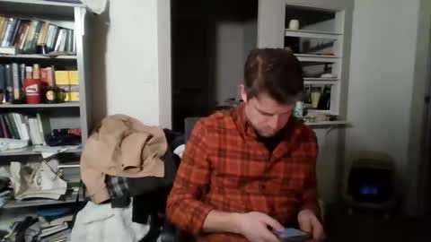 Snapshot of avenger8248 chatting on February 18, 1:23 am Avenger online show from February 18, 1:23 am