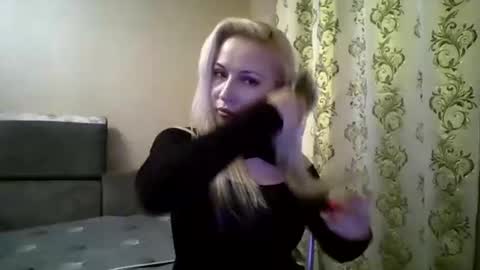 Snapshot of avenixx chatting on September 27, 7:19 pm avenixx online show from September 27, 7:19 pm