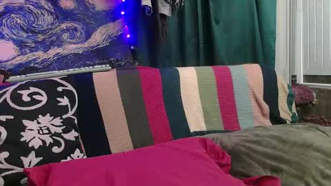 raven blue online show from February 1, 6:23 am