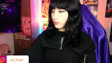 Snapshot of avi_frost chatting on March 3, 5:31 am Saraaaa independent model 3 online show from March 3, 5:31 am