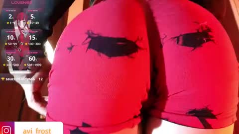 Snapshot of avi_frost chatting on September 13, 7:52 am Saraaaa independent model 3 online show from September 13, 7:52 am