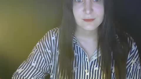 Snapshot of avialenne chatting on March 28, 5:56 pm avialenne online show from March 28, 5:56 pm