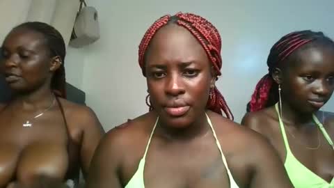 Snapshot of avian_babe chatting on June 9, 1:34 pm Avian online show from June 9, 1:34 pm