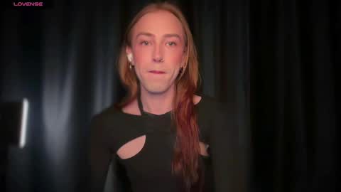 Snapshot of avril_pearly_ chatting on May 31, 6:42 pm avril_pearly_ online show from May 31, 6:42 pm