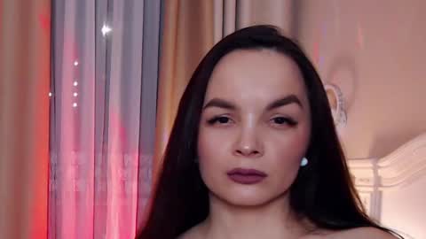 Avrora Inst online show from November 17, 6:35 pm