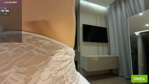 Snapshot of avroramy chatting on May 8, 6:24 pm Avrora online show from May 8, 6:24 pm