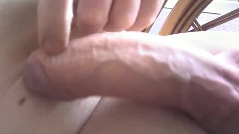 Snapshot of avus1963 chatting on September 19, 2:40 pm avus1963 online show from September 19, 2:40 pm