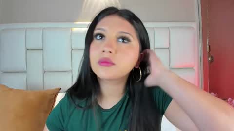 Avy  online show from January 11, 11:37 am