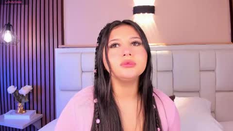 Avy  online show from April 16, 11:44 am