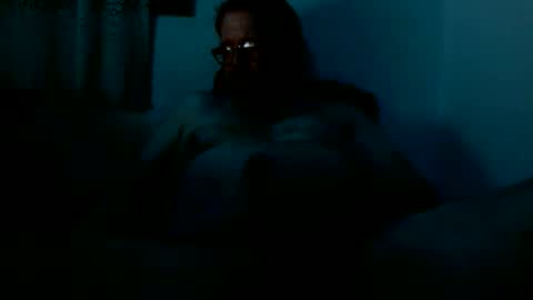 Snapshot of awake4sure chatting on December 22, 2:52 am awake4sure online show from December 22, 2:52 am
