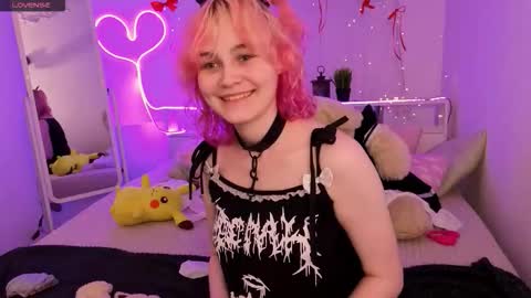 Awi online show from March 13, 8:48 pm