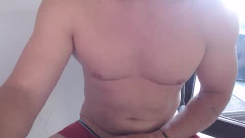 Snapshot of awesome86m chatting on May 22, 8:32 am PiPa online show from May 22, 8:32 am