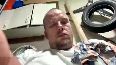 awesomecho777 online show from April 28, 7:02 am