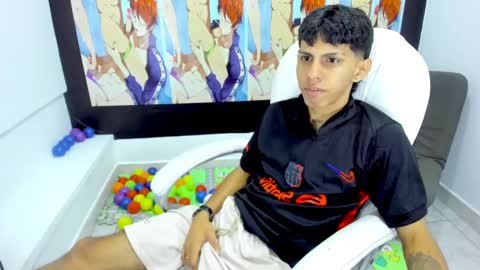 Axel online show from September 30, 3:33 am