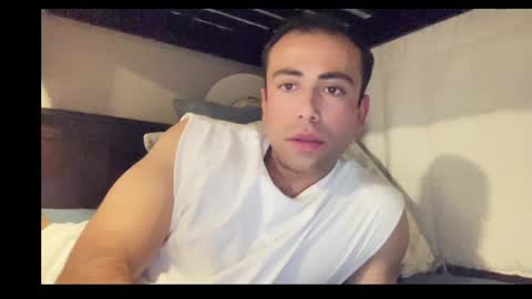 Snapshot of axel101101 chatting on June 14, 9:11 am Axel Palacios online show from June 14, 9:11 am